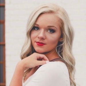 Meet your Posher, Mackenzie